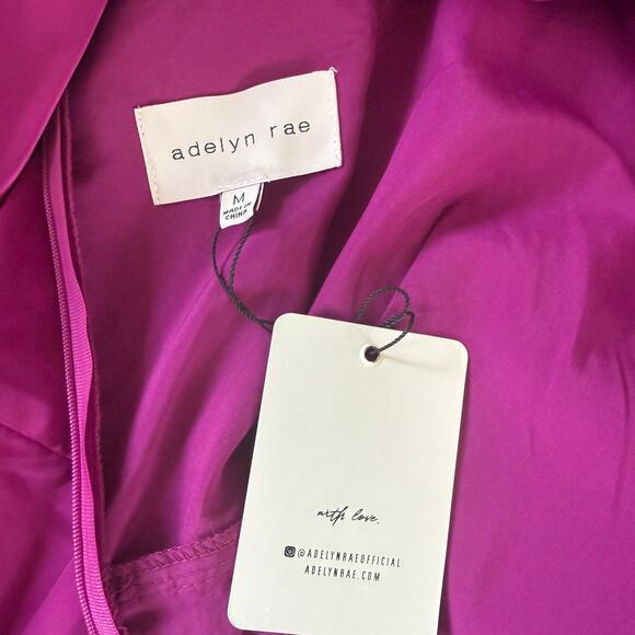 NWT Adelyn Rae Edna Draped Orchid Cocktail Long Sleeve Mini Dress Size Medium - Picture 4 of 7